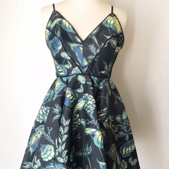 🛍Silence + Noise Dress Floral Green Sz 4 Organza - Picture 3 of 7